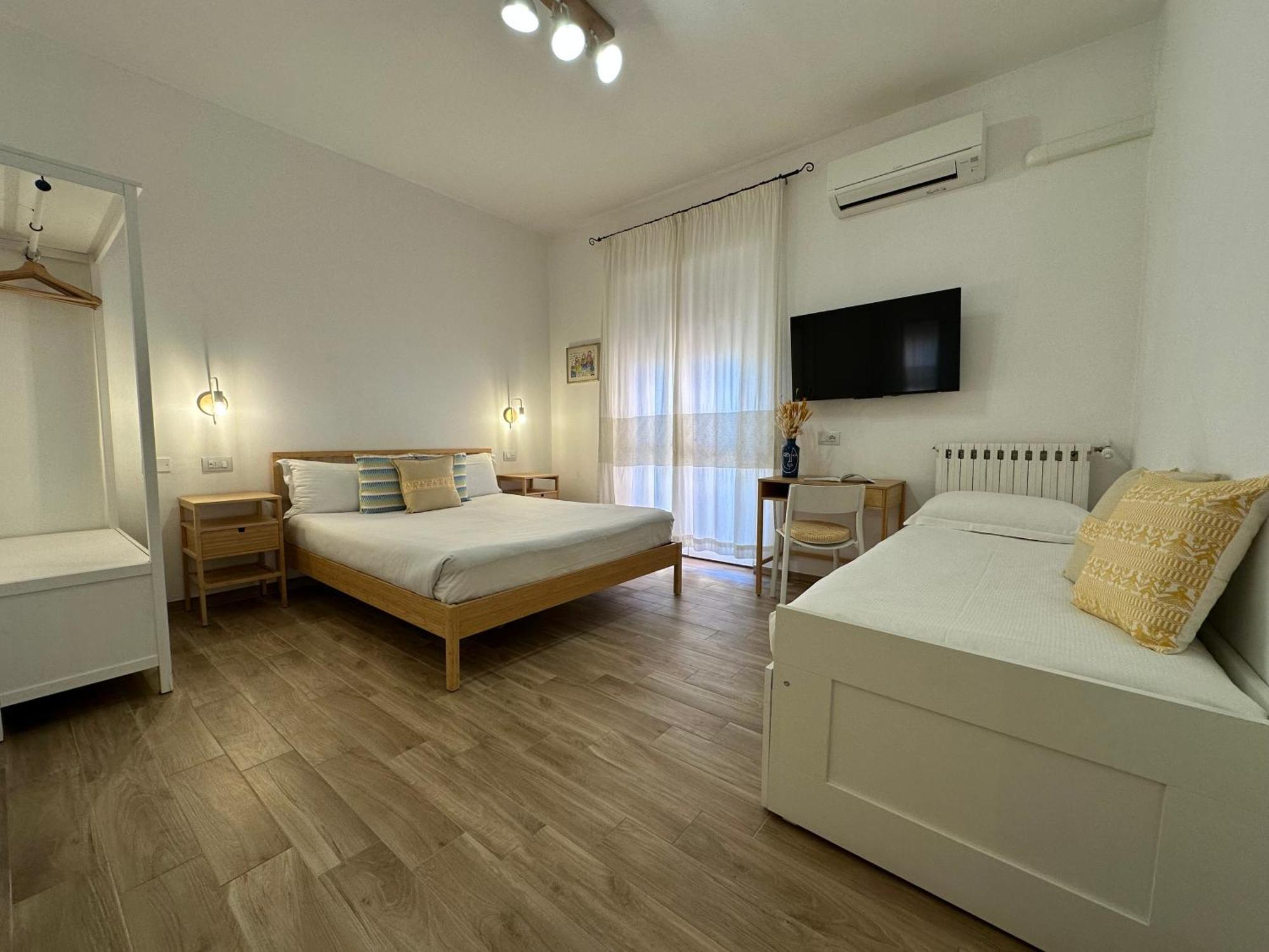 Ng Guest House L'Acquedotto Olbia Exterior photo